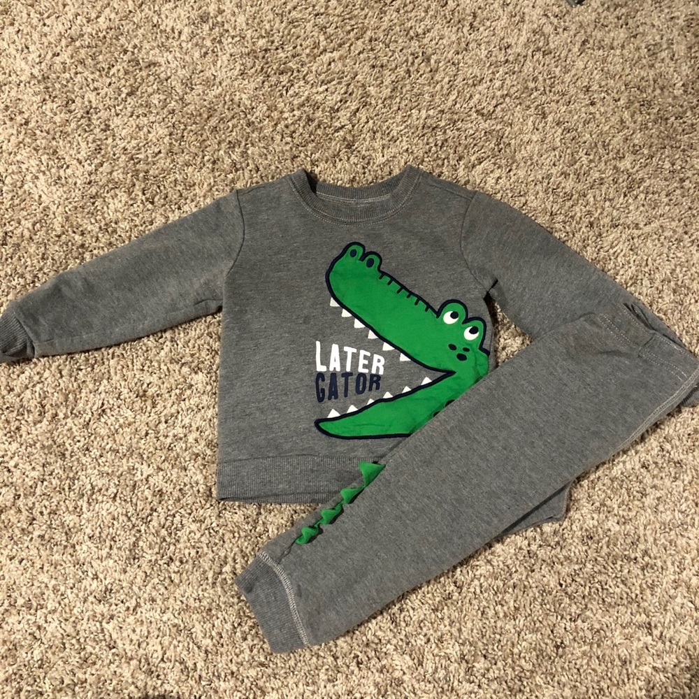 Carter’s Later Gator Sweatsuit- 24 months